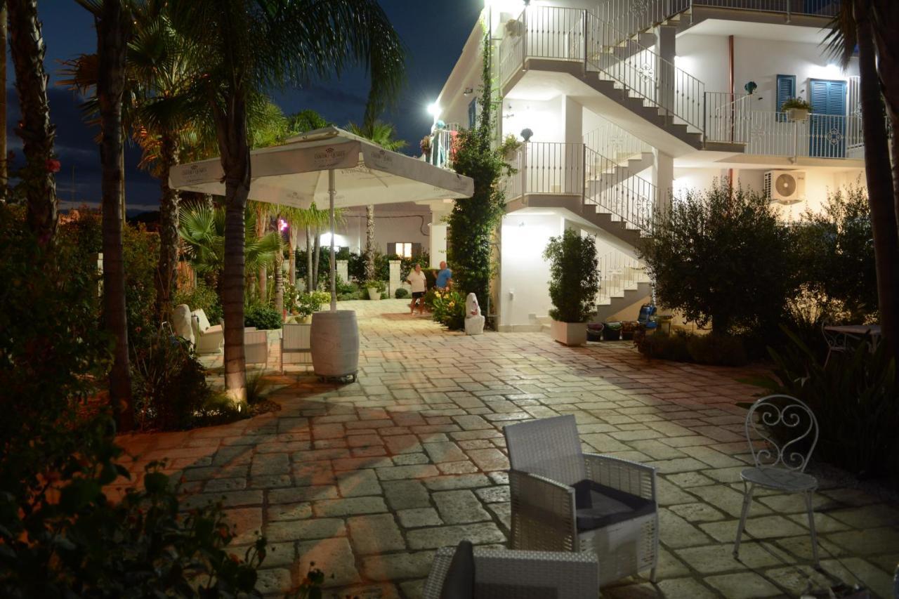 B&B La Colimena Torre Colimena Ngoại thất bức ảnh